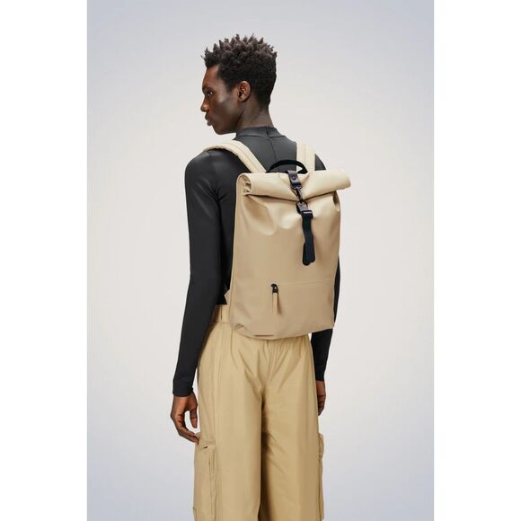 NWT RAINS Rolltop Rucksack Backpack in Sand - Picture 2 of 7